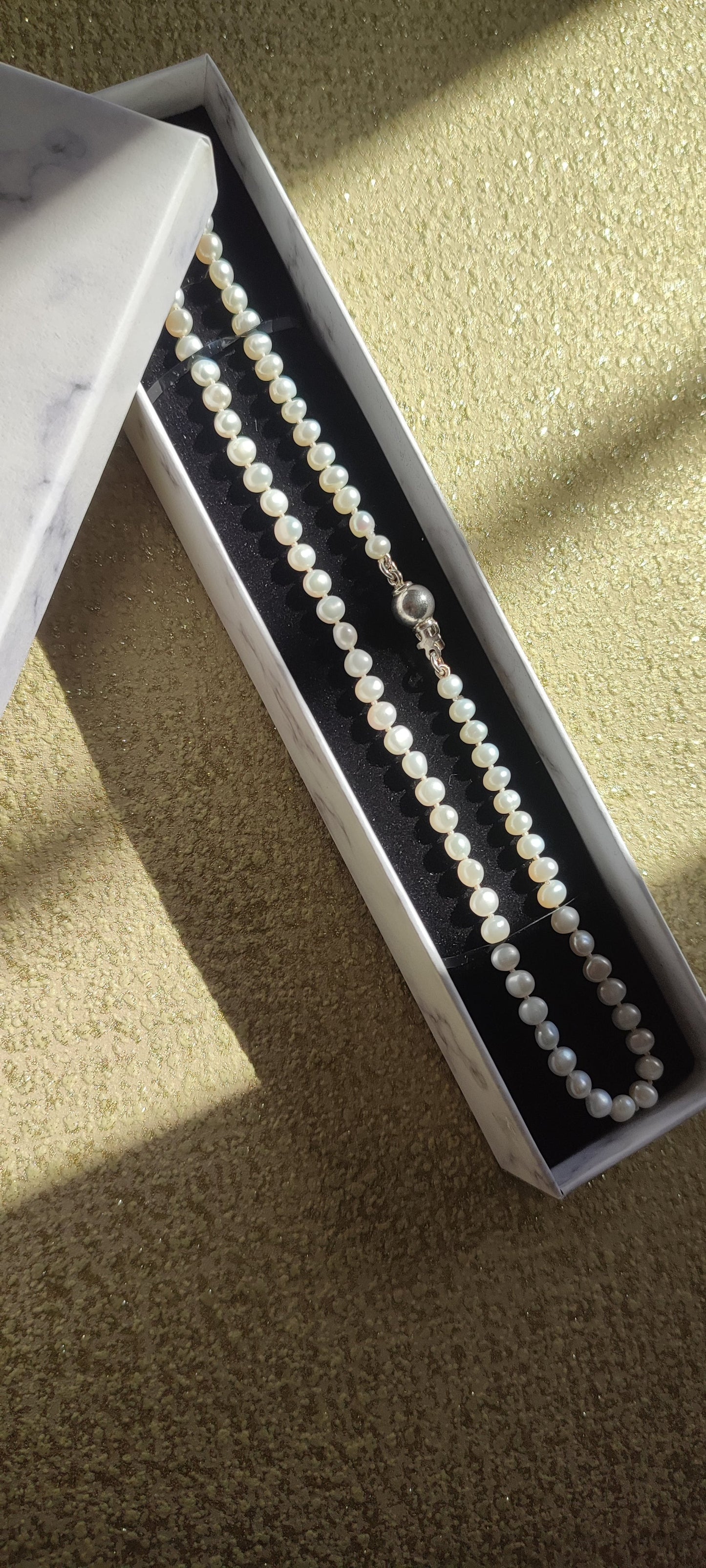 Pearl choker